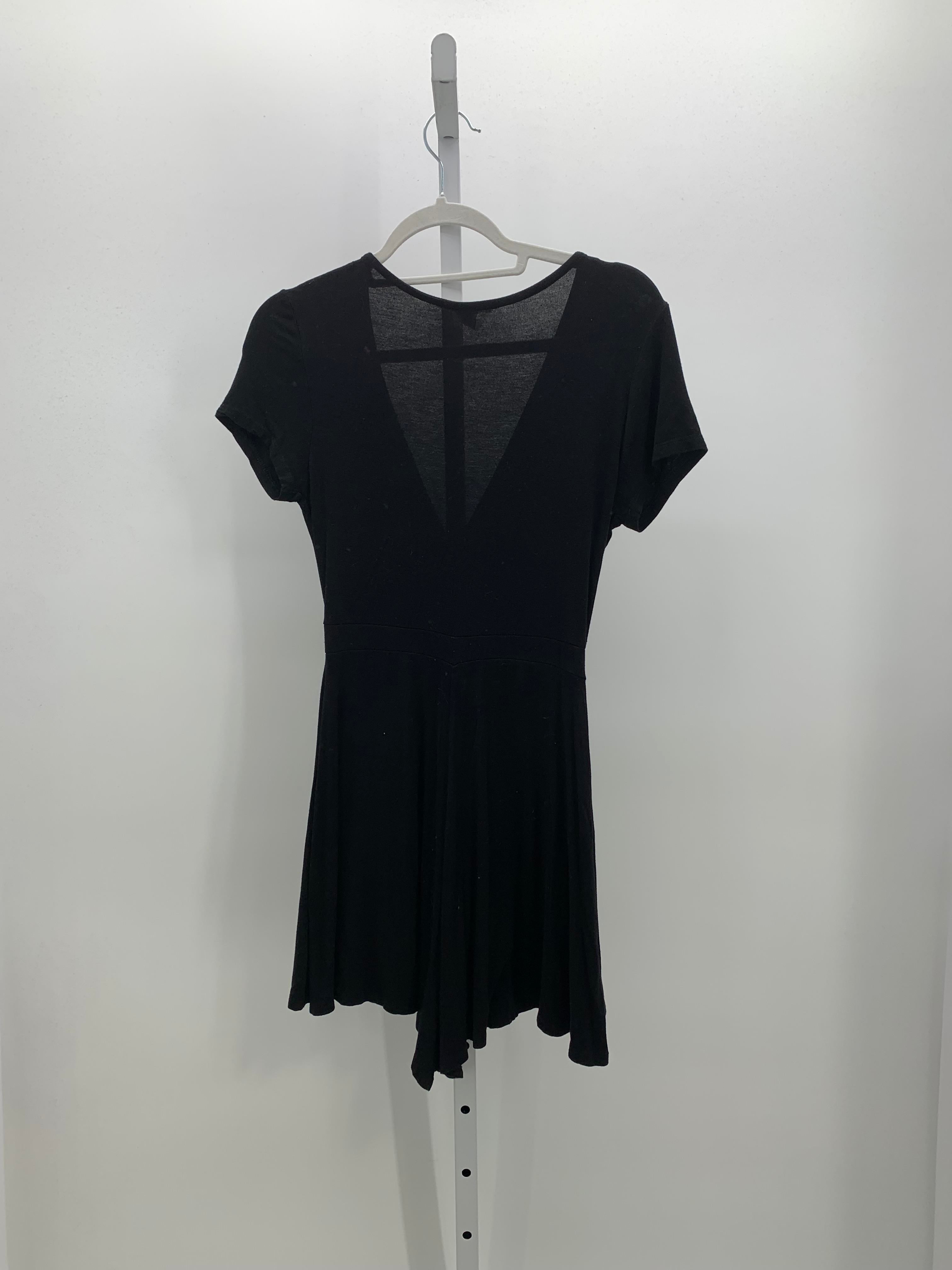 Size Small Juniors Short Sleeve Dress