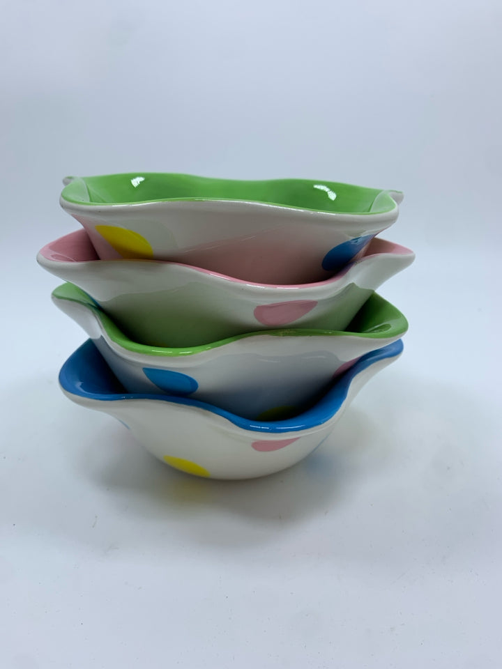 4 COLORFUL POLK-DOT CENTURY ICE-CREAM BOWLS.
