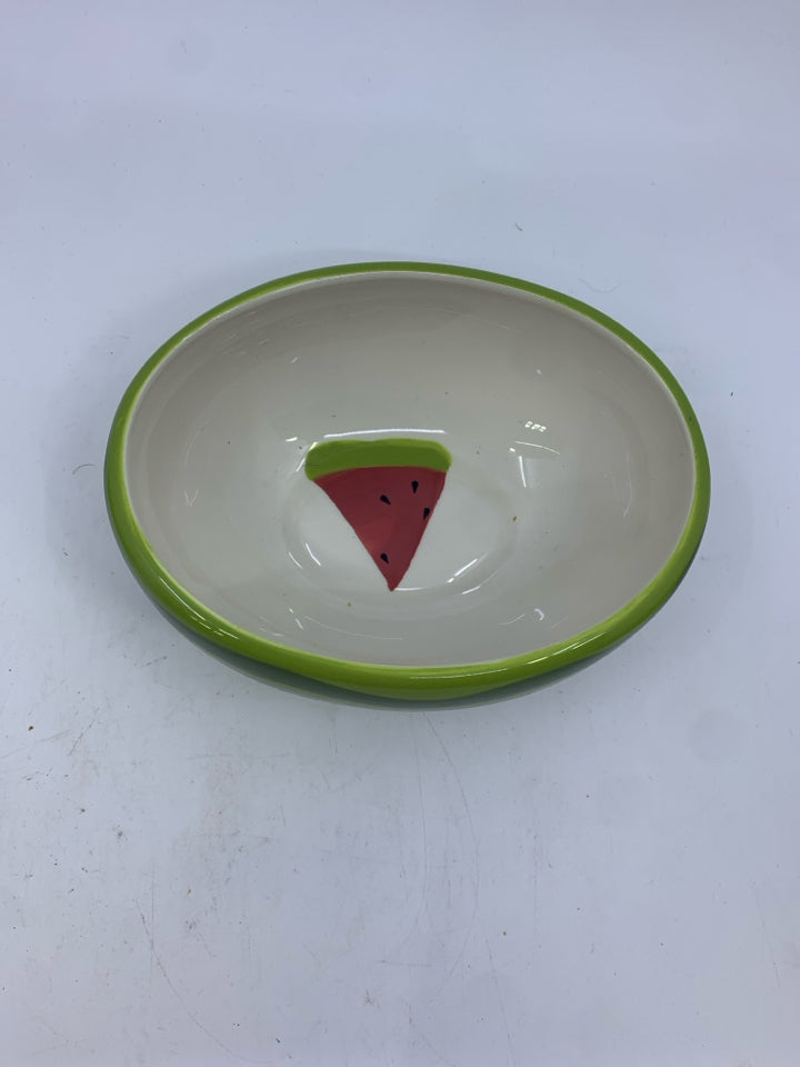 5PC WATER MELON SERVING SET - LARGE BOWL 4 SMALL BOWLS.