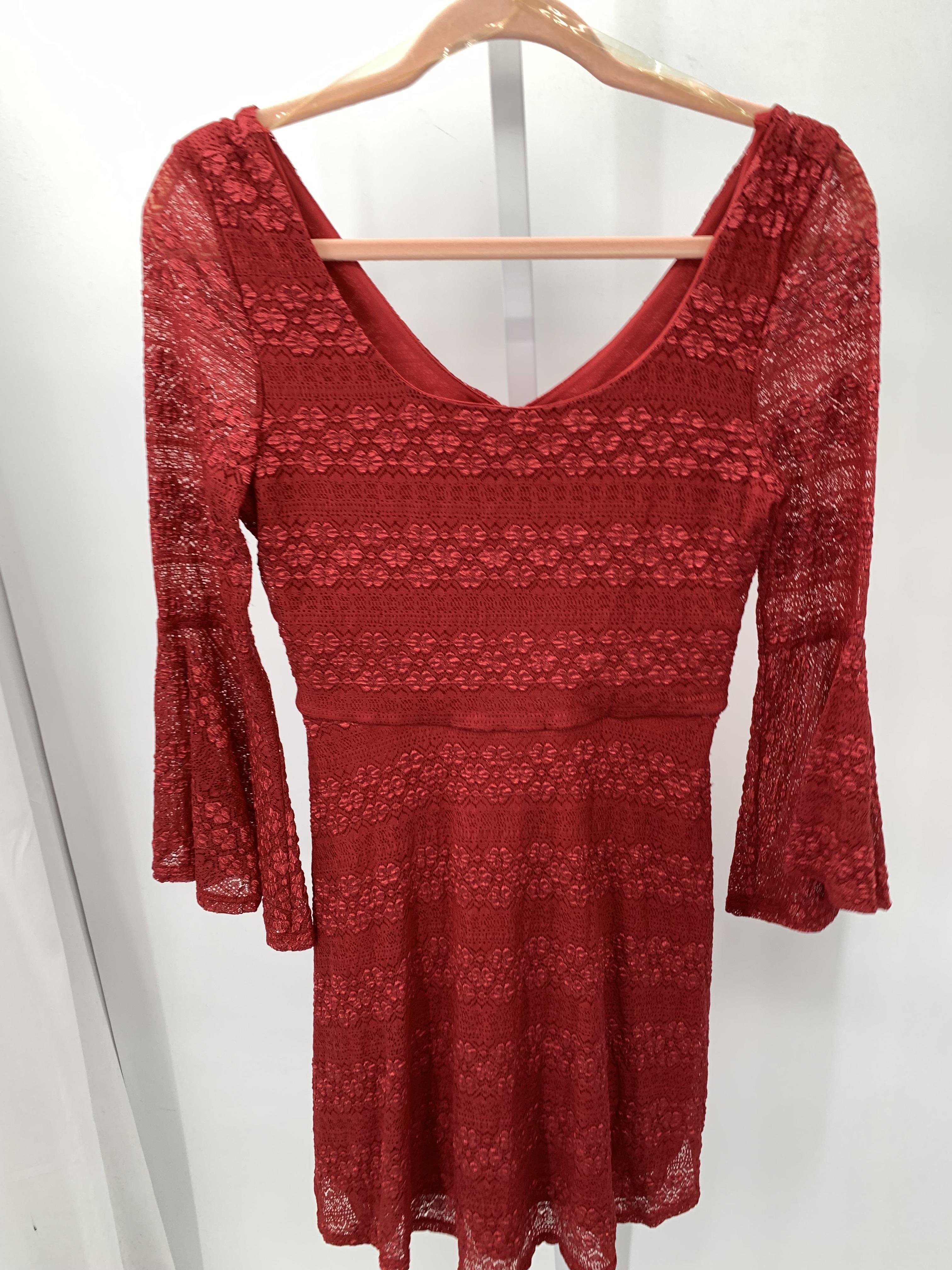Love Reign Size Small Juniors Long Sleeve Dress
