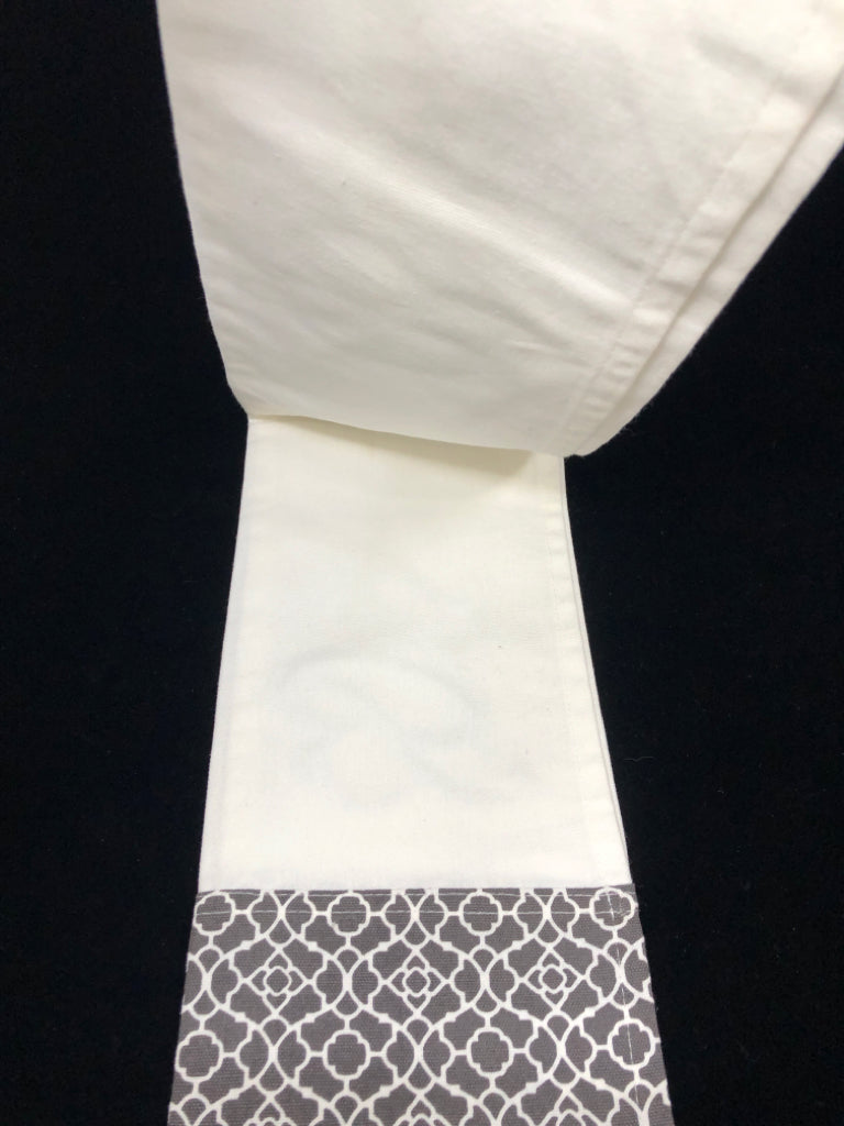 BLUE "B" KITCHEN TOWEL EMBROIDERED NANTUCKET.