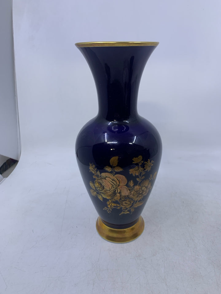 FOOTED COBALT BLUE VASE W/ GOLD ROSES.