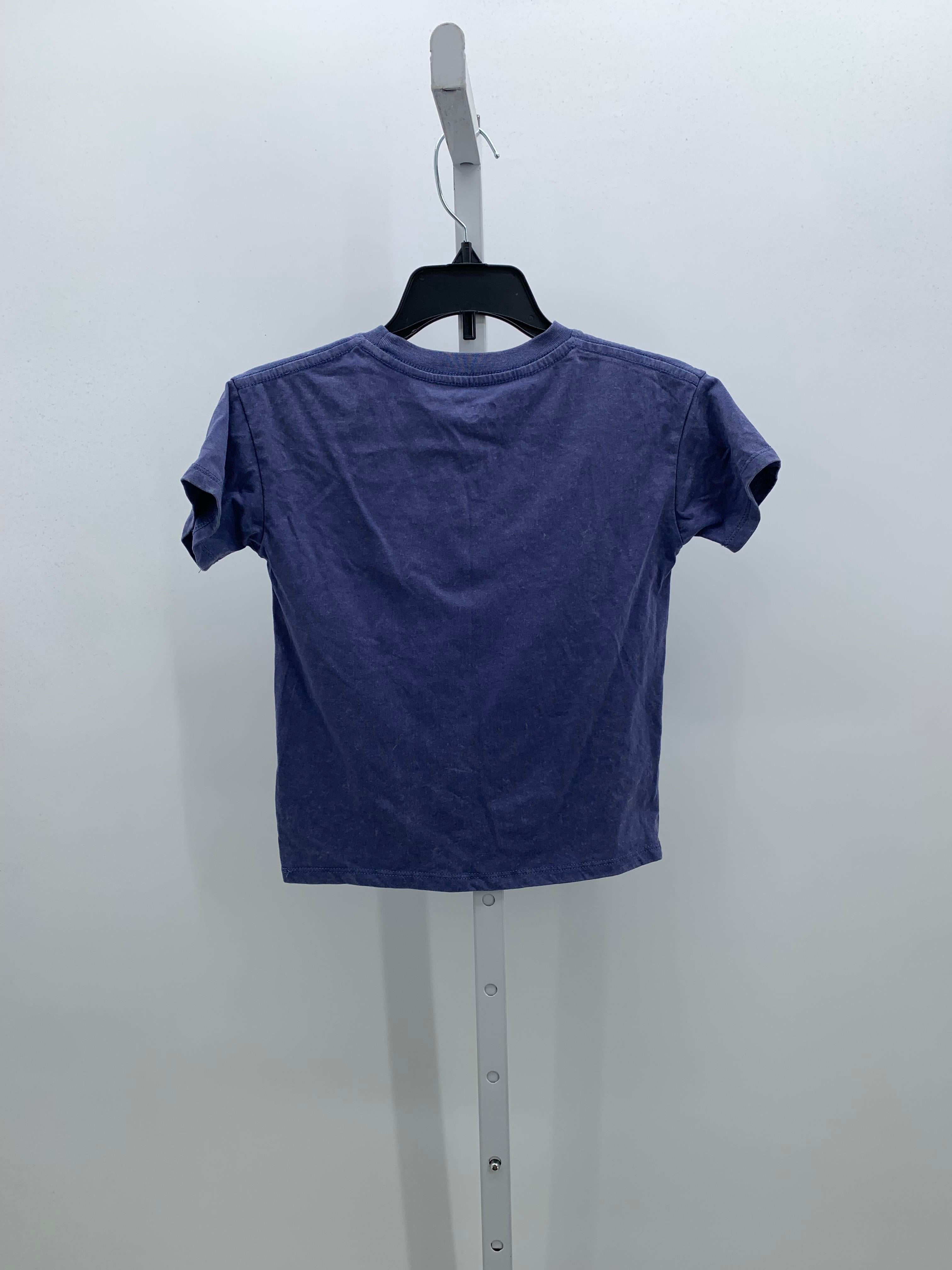 GRAPHIC KNIT TEE.