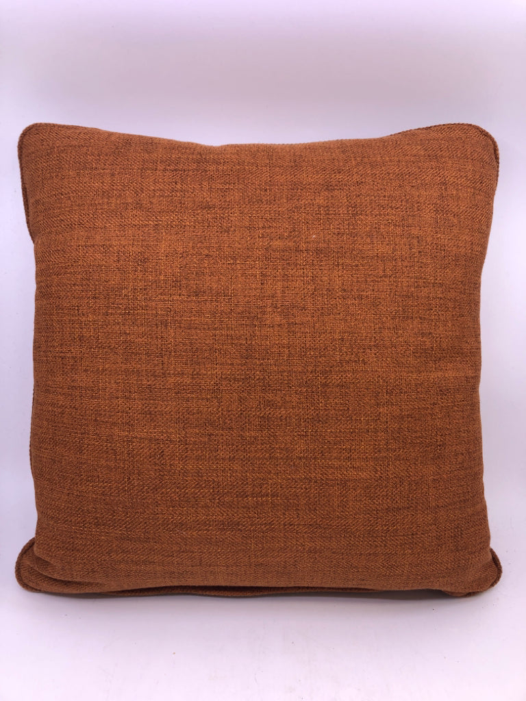 ORANGE PILLOW WHITE& YELLOW LINE DESIGN BLACK ZIPPER.