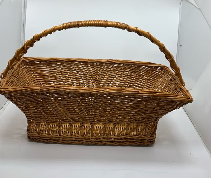 WICKER FAN BASKET.