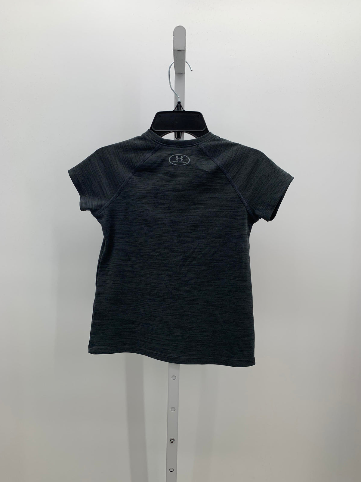 Under Armour Size 8 Girls Short Sleeve Shirt