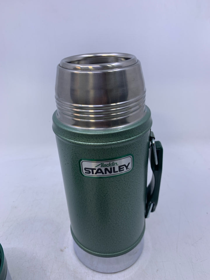 VTG ALADDIN WIDE MOUTH INSULATED THERMOS.