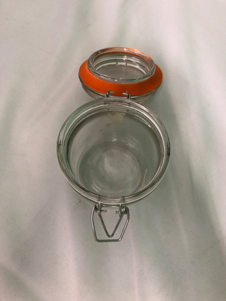GLASS STORAGE EMPTY JAR 200ML.