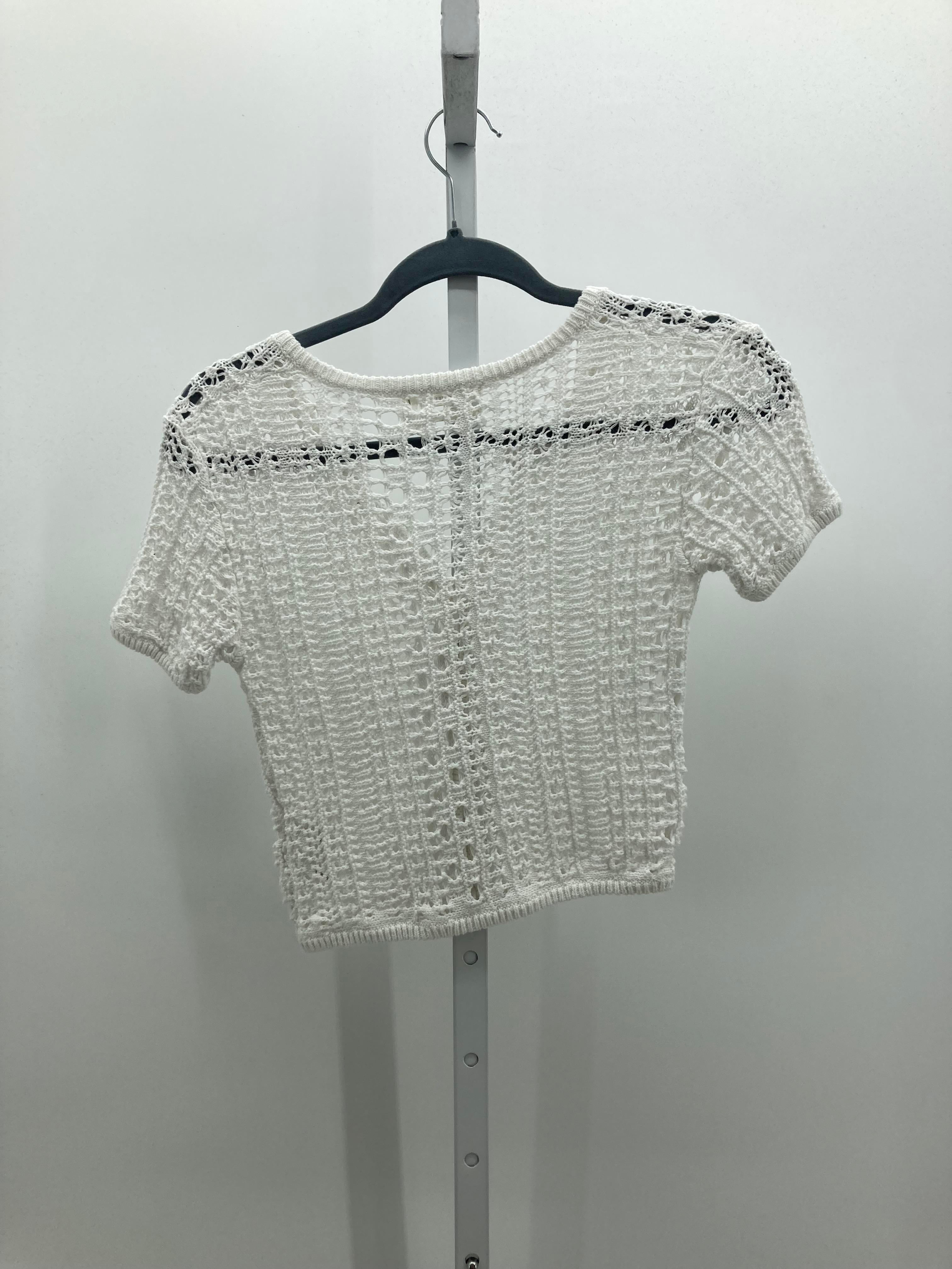 Urban Outfitters Size Small Juniors Short Sleeve Sweater