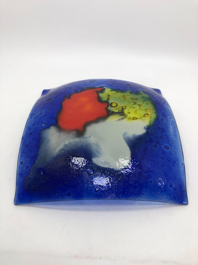 BLUE FUSED GLASS PLATE.