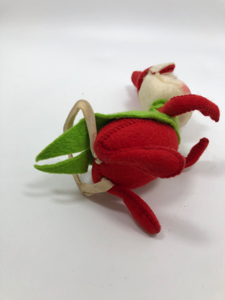 ANNALEE MOUSE IN CHRISTMAS COLORS FIGURINE.