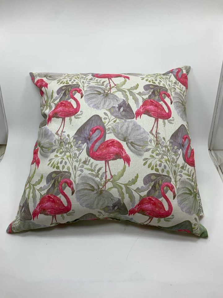 FLAMINGO ACCENT PILLOW.