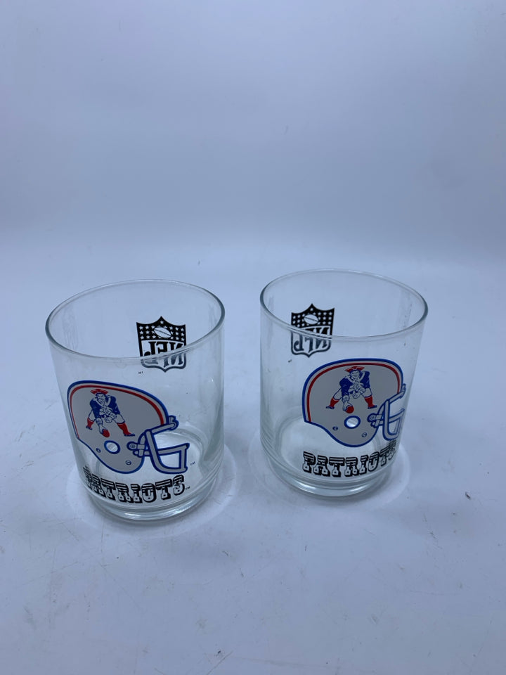 2 NEW ENGLAND PATRIOTS GLASSES.