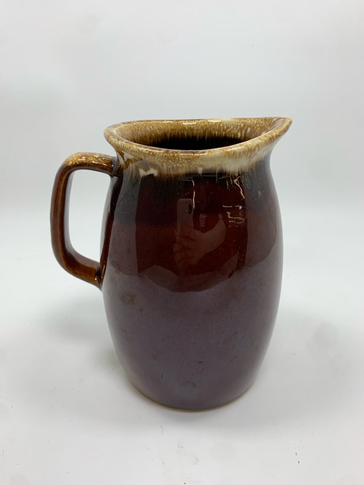 VTG BROWN DRIP GLAZE POTTERY PITCHER.