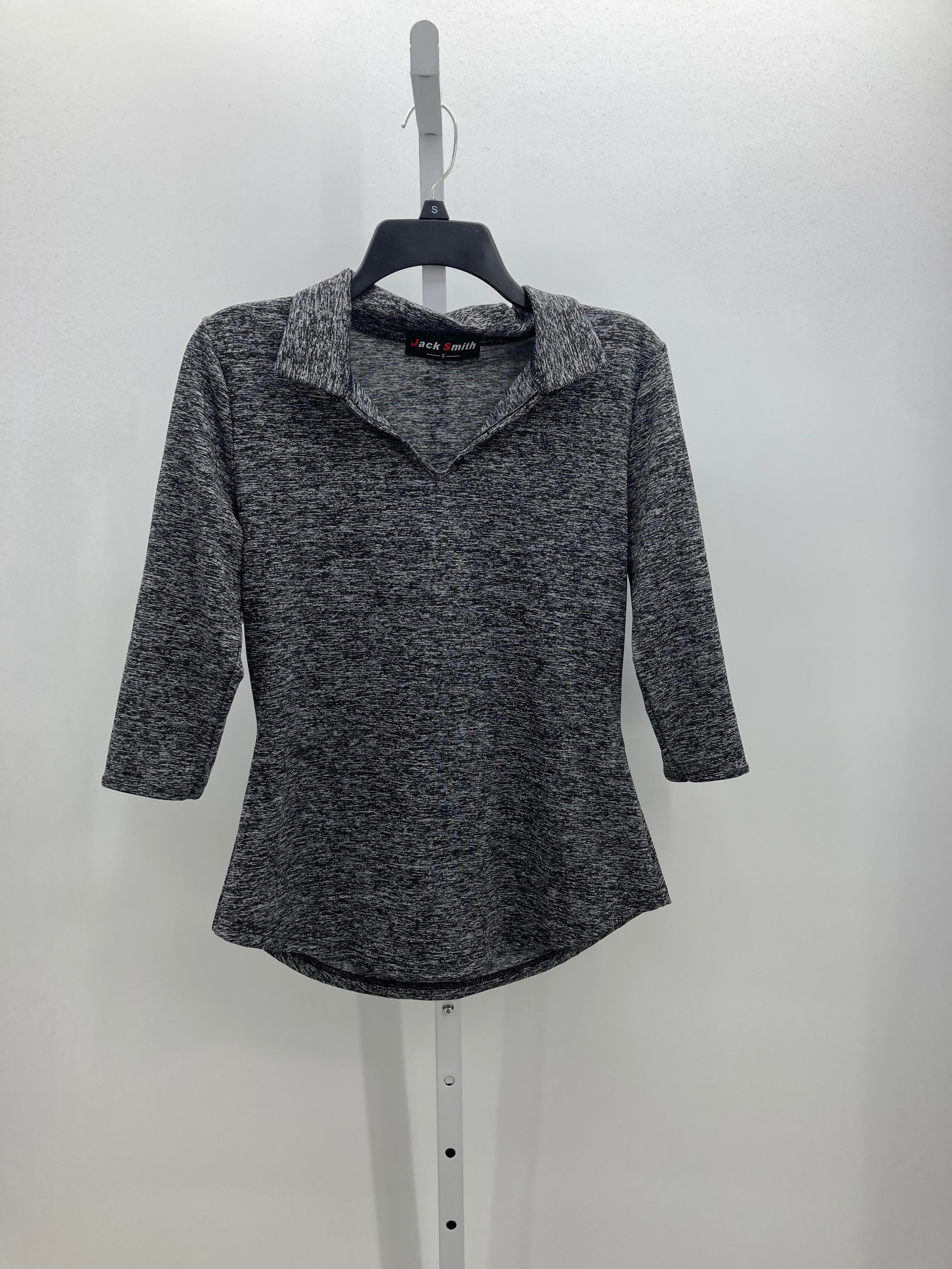 Size Small Misses 3/4 Sleeve Shirt