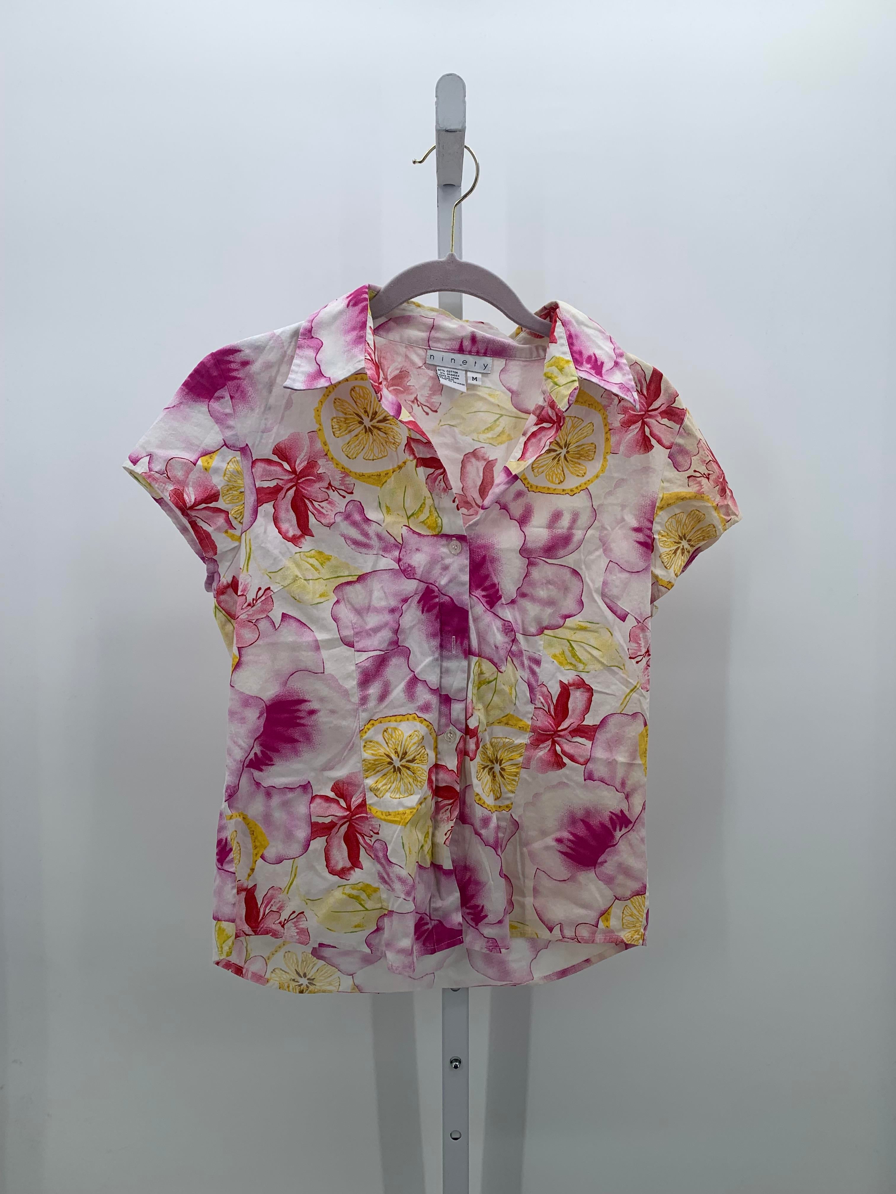 Ninety Size Medium Misses Short Sleeve Shirt