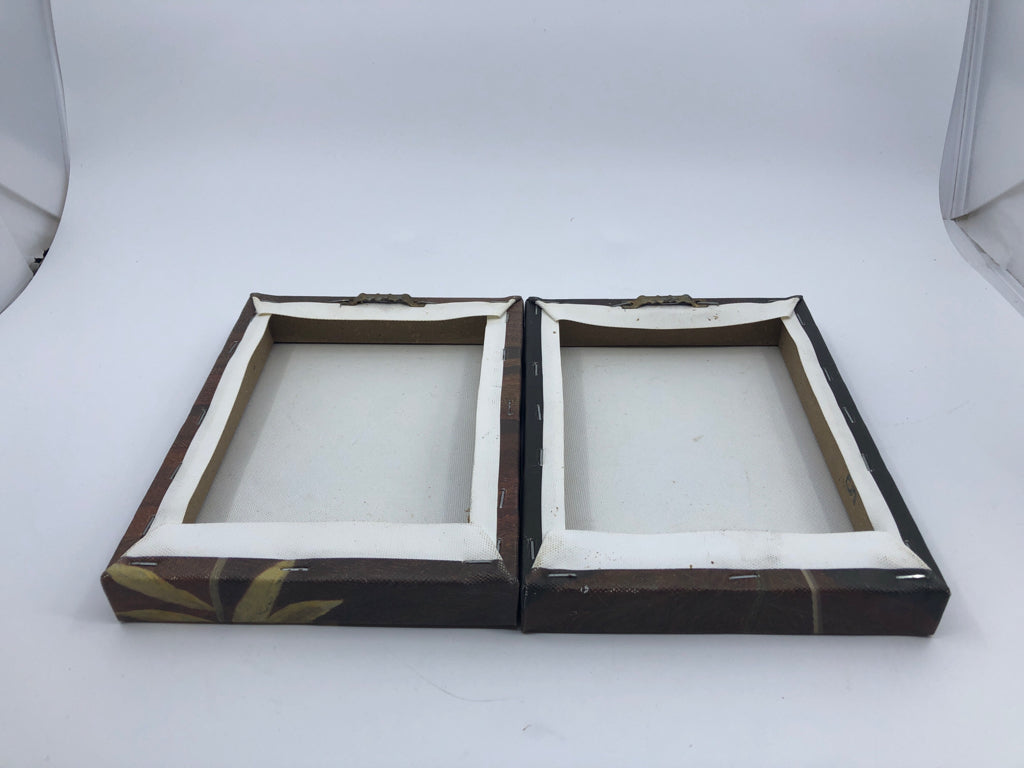 2 SMALL CANVASES W/ FERN LEAF+MONSTERA LEAF BROWN BACKGROUND.