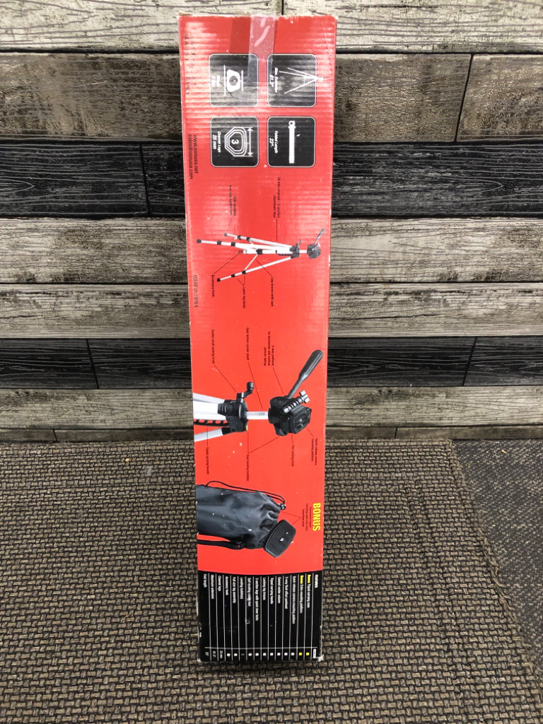 MX 2000 TRIPOD IN BOX.