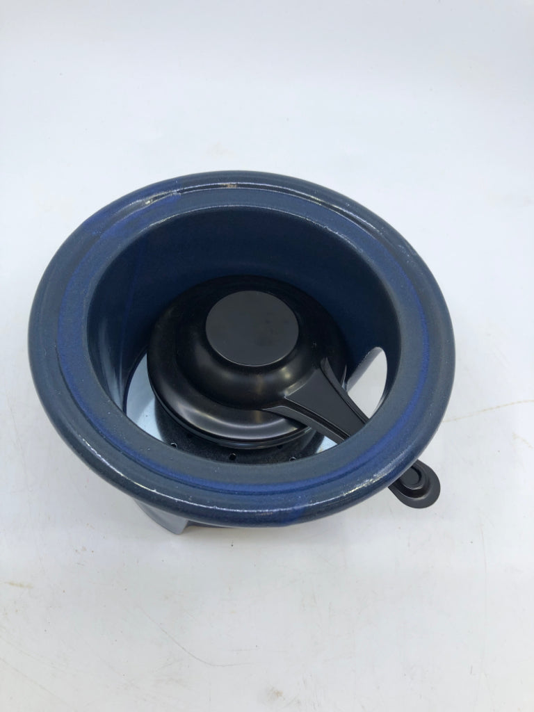 DARK BLUE POTTERY FONDUE SET + FORKS.