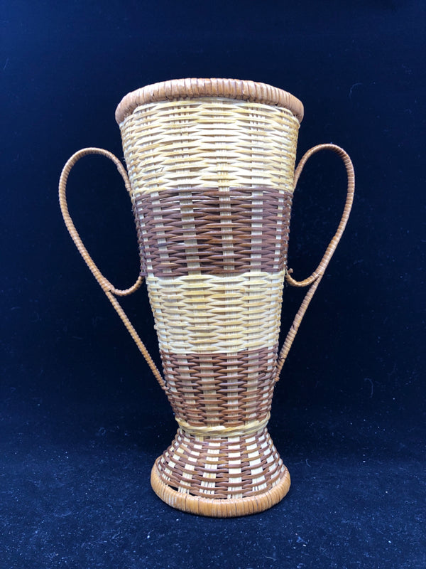 FOOTED 2 TONE WOVEN FLARED TOP VASE W HANDLES.