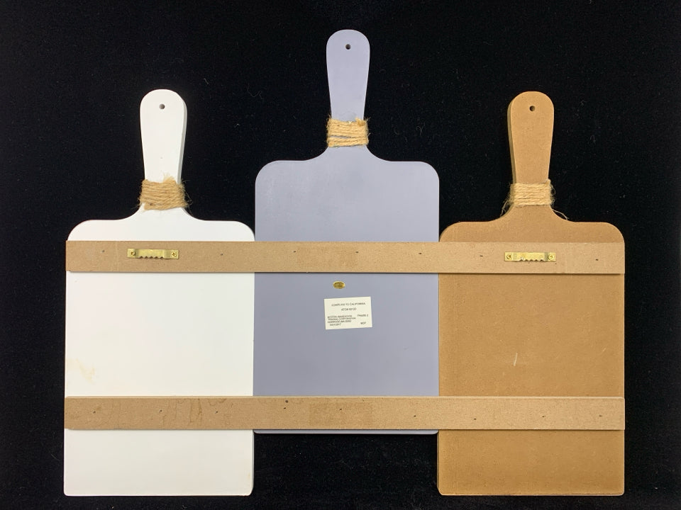 EAT CUTTING BOARD WALL HANGING.