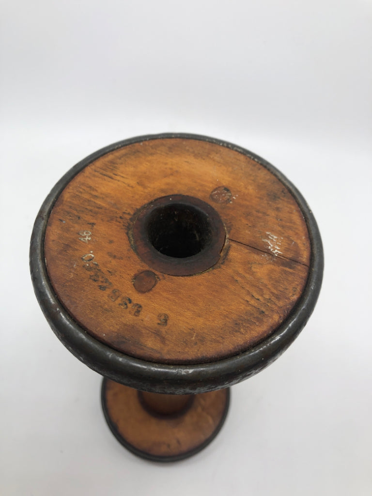 VTG RED WOODEN INDUSTRIAL YARN SPINDLE.
