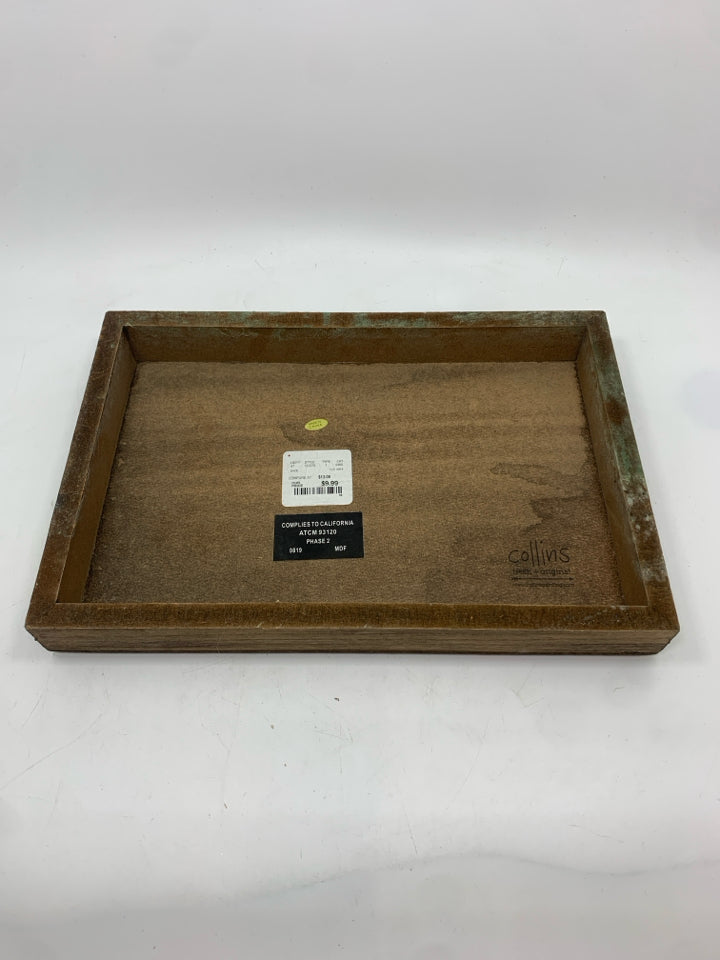 MERRY CHRISTMAS RED PLAID WOOD BLOCK SIGN.