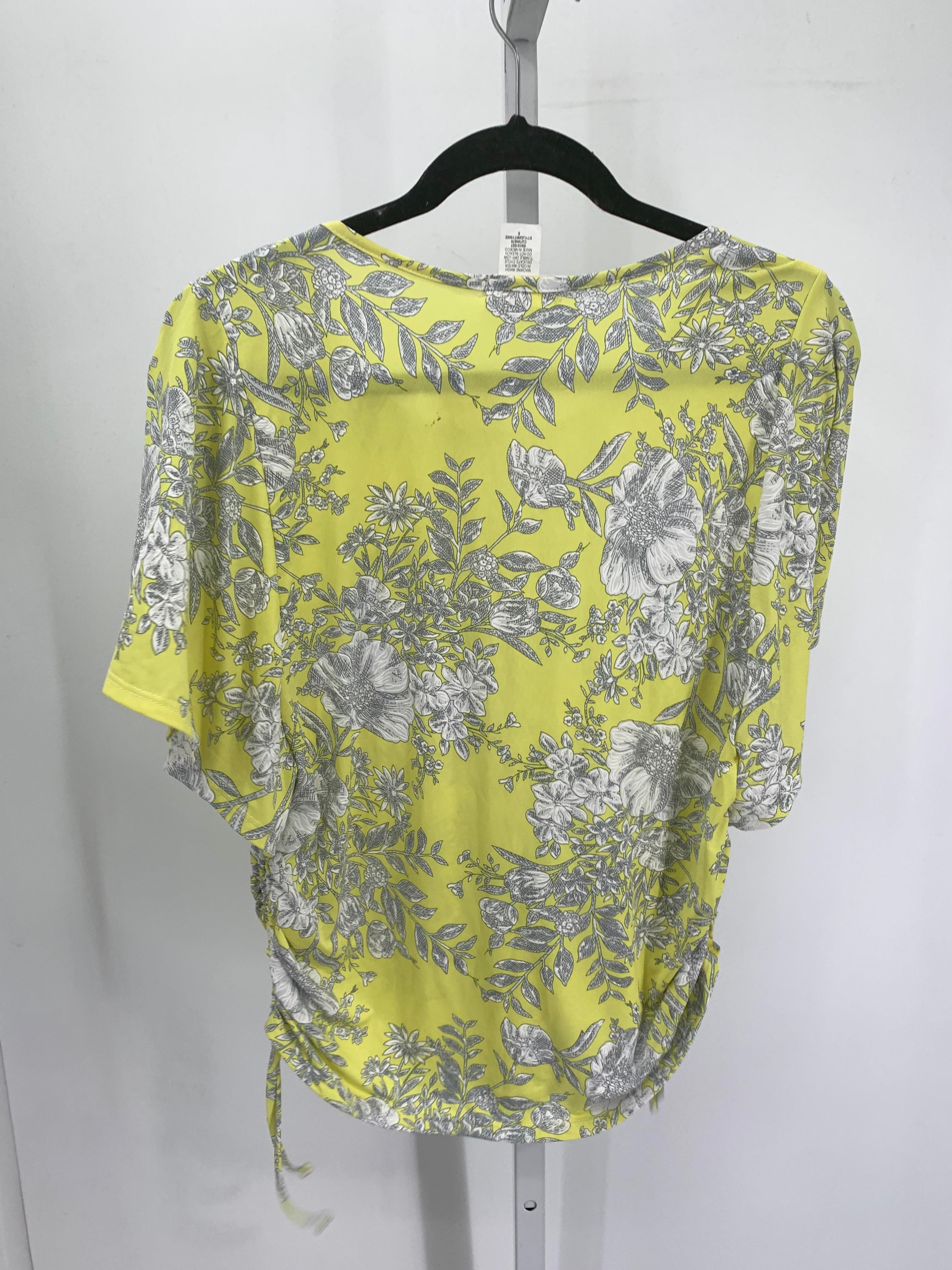 Size Small Misses Short Sleeve Shirt