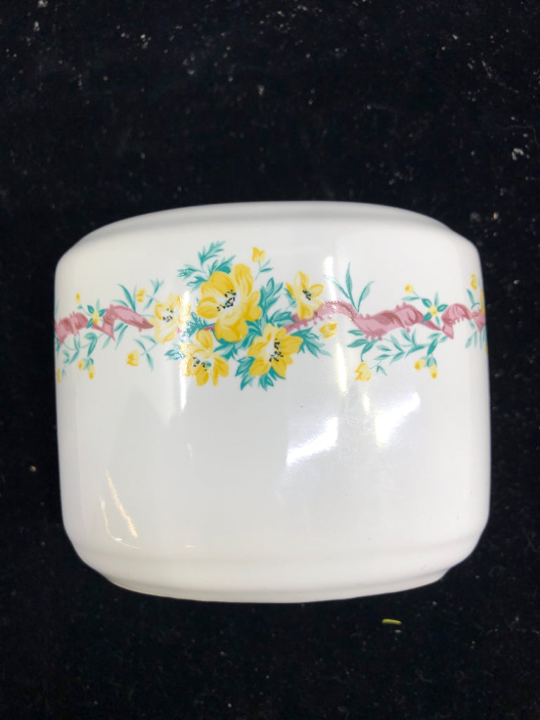 2 PC VTG YELLOW FLORAL TOOTHBRUSH HOLDER AND CUP.