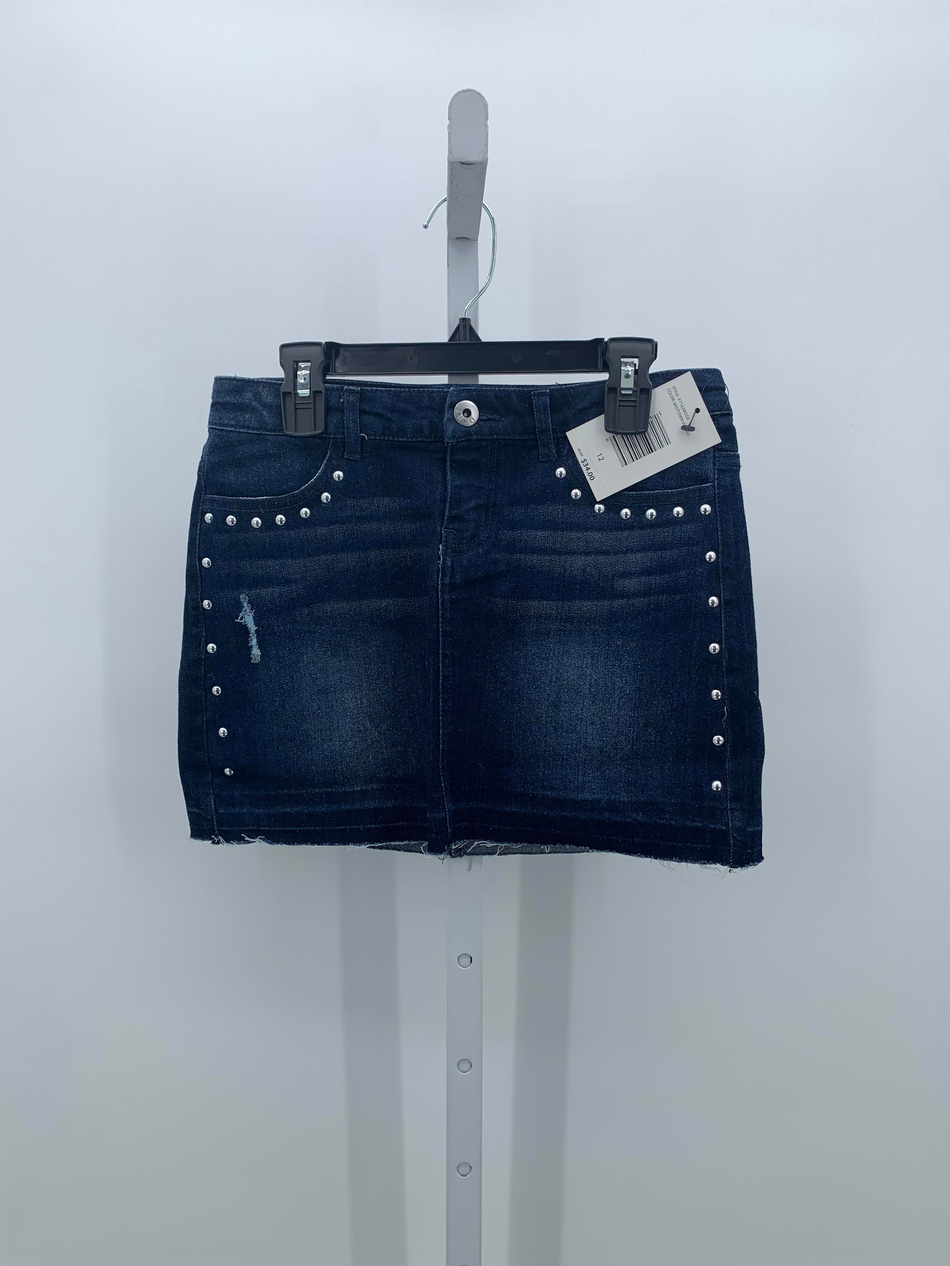 DKNY Size 12 Girls Shorts