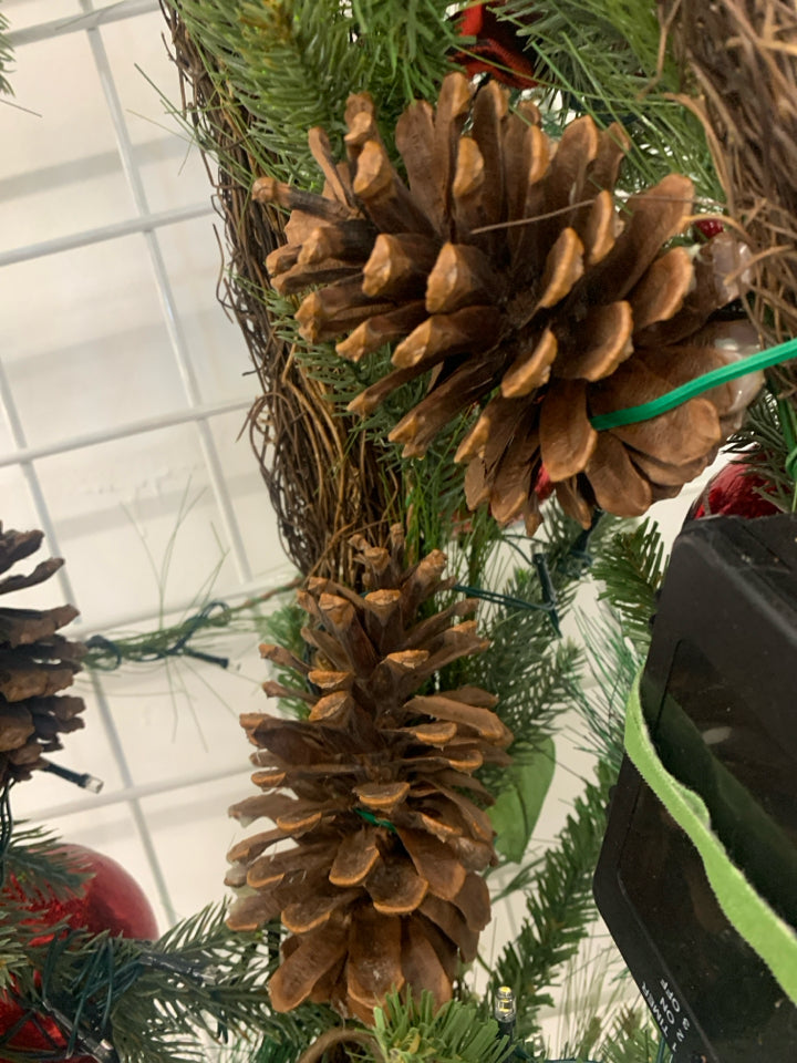 NIB 9FT PRELIT GARLAND.