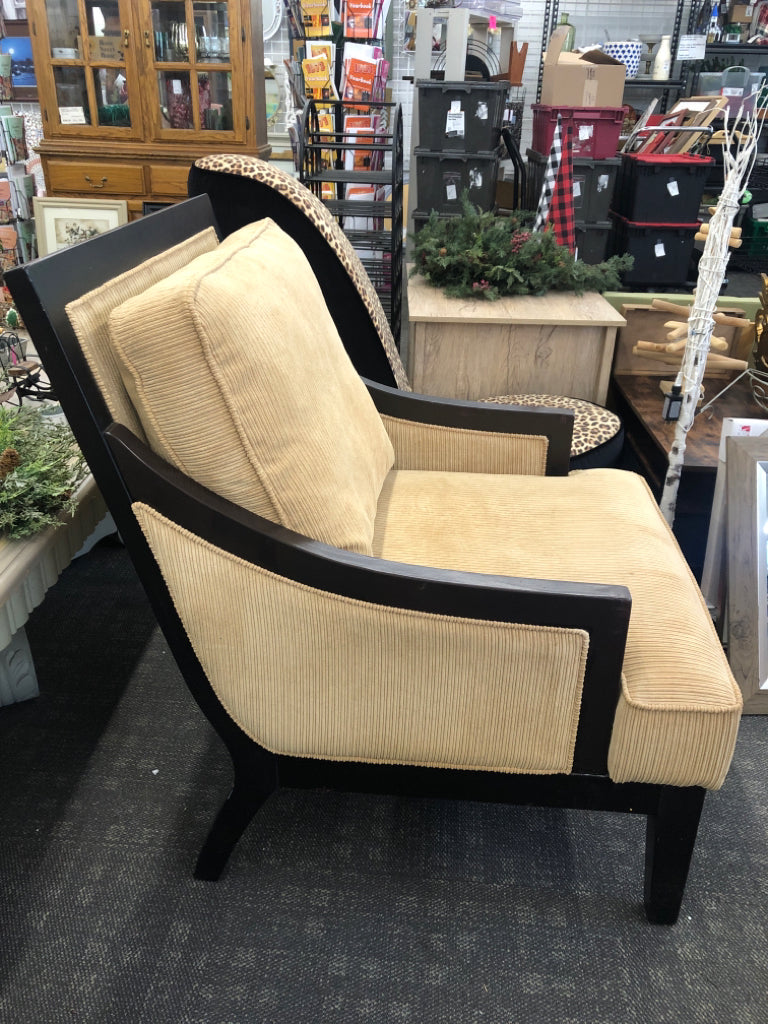BEIGE CORDUROY WOOD CHAIR.
