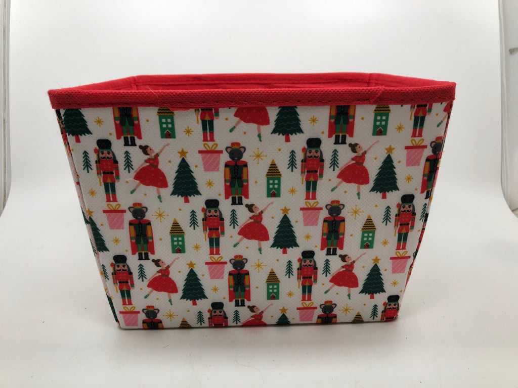 NUTCRACKER & TREE PATTERN CLOTH BIN.