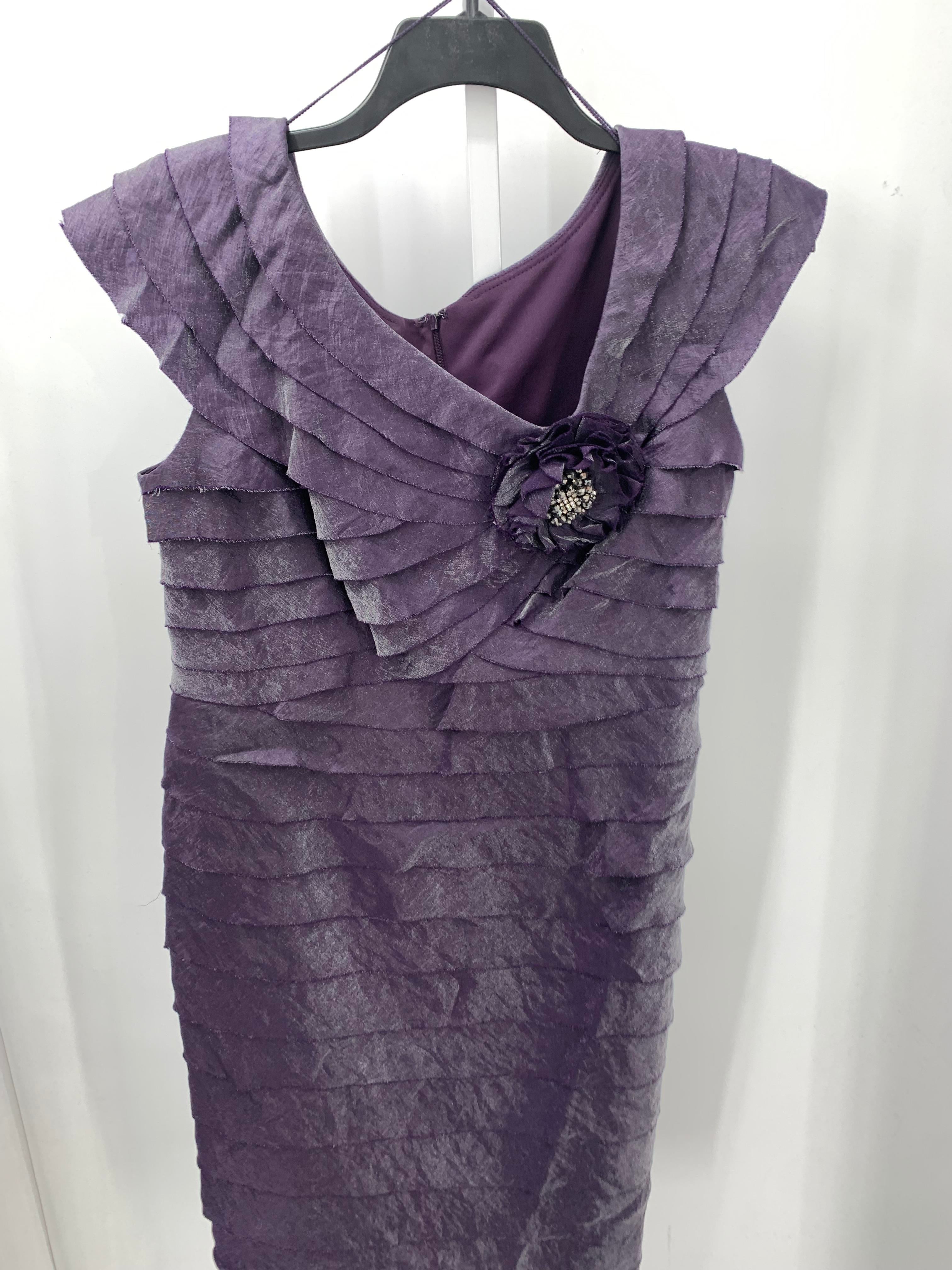 London Times Size 14 Womens Sleeveless Dress