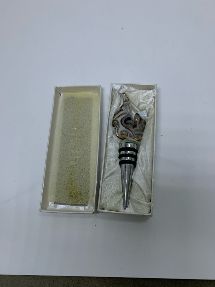 IN BOX BLOWN GLASS MURANO ART DECO WINE STOPPER.