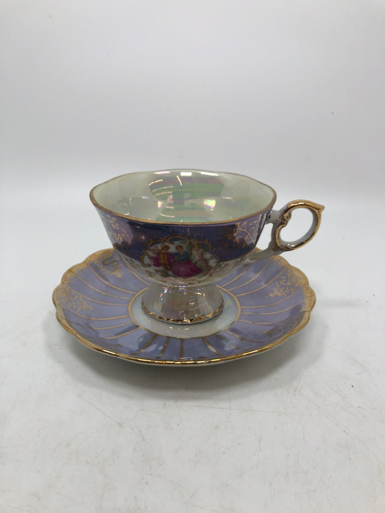 VTG BLUE CUP/SAUCER.