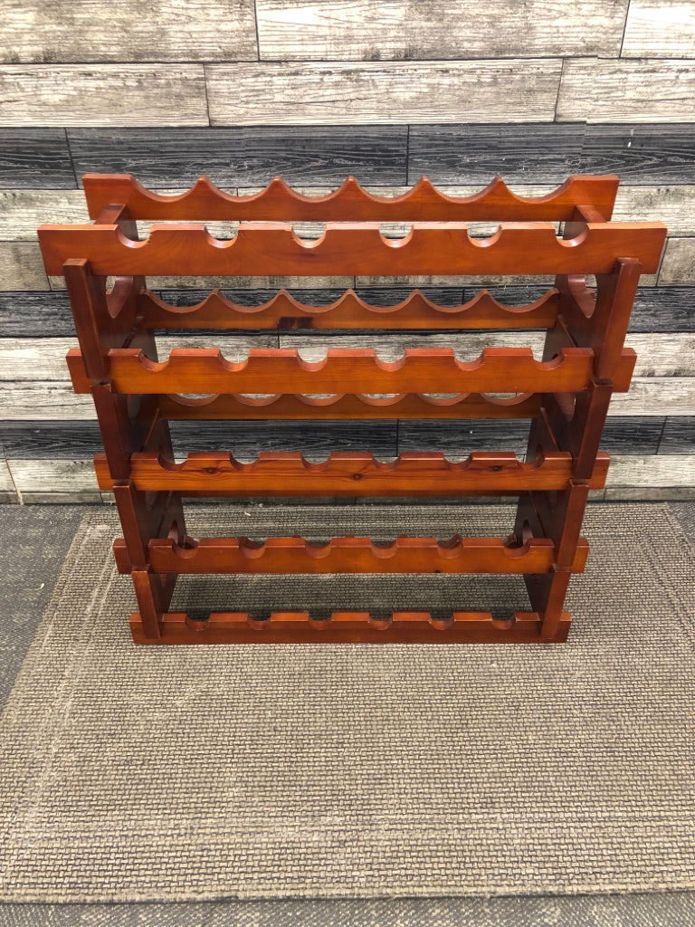 5-LAYER WOODEN WINE-RACK.