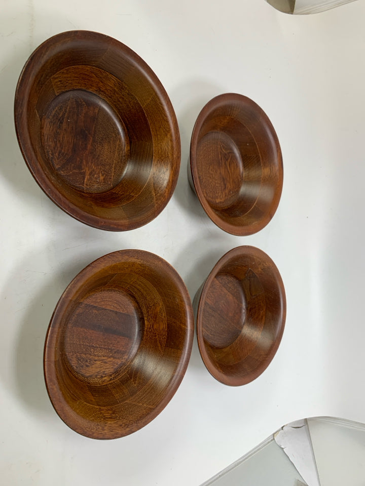 4 DARK WOOD SALAD BOWLS.