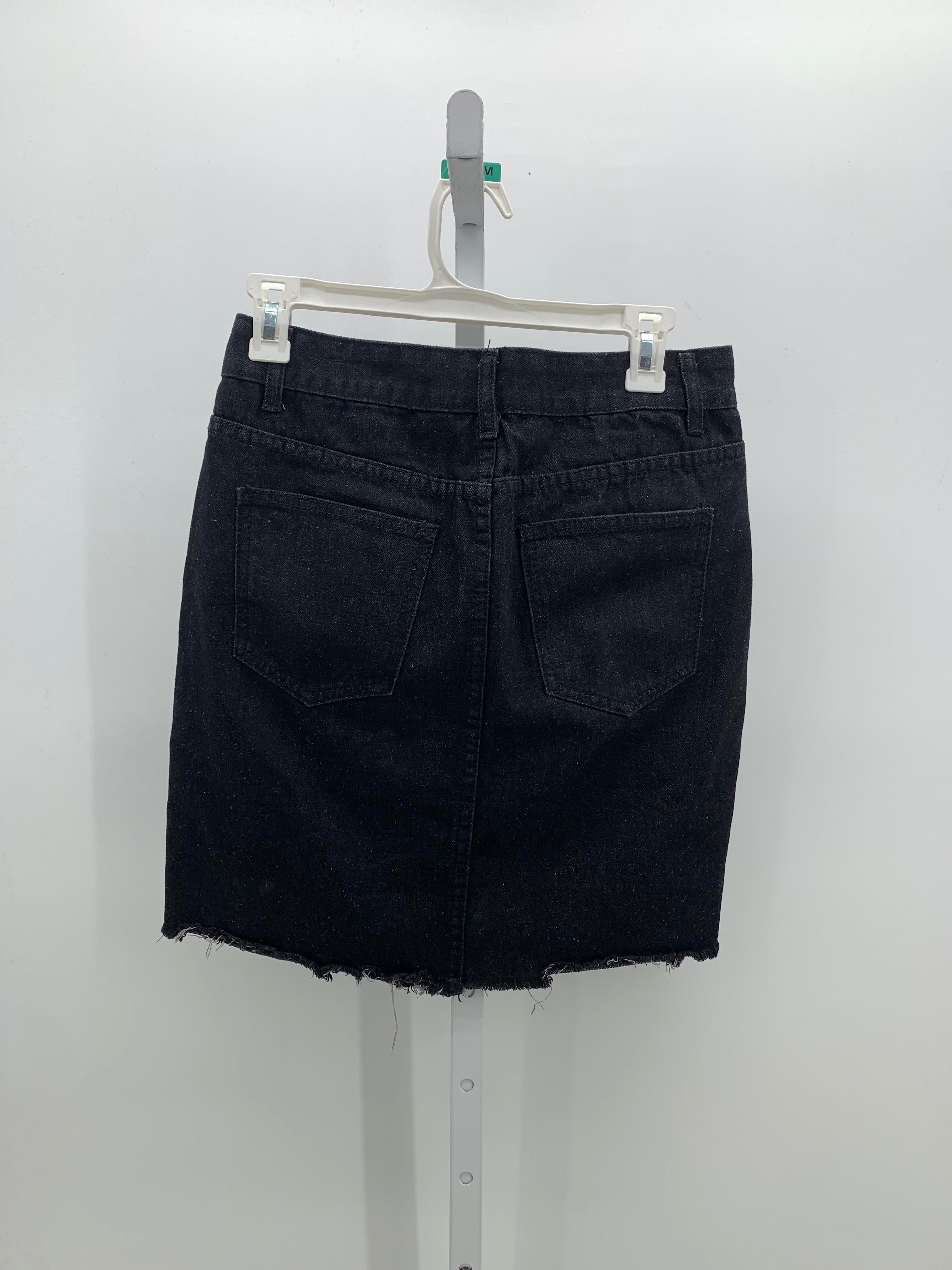 boohoo Size 6 Juniors Skirt