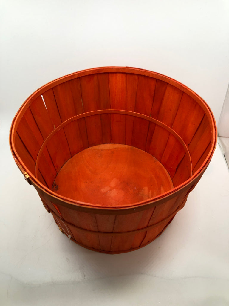 ORANGE BUSHEL BASKET.