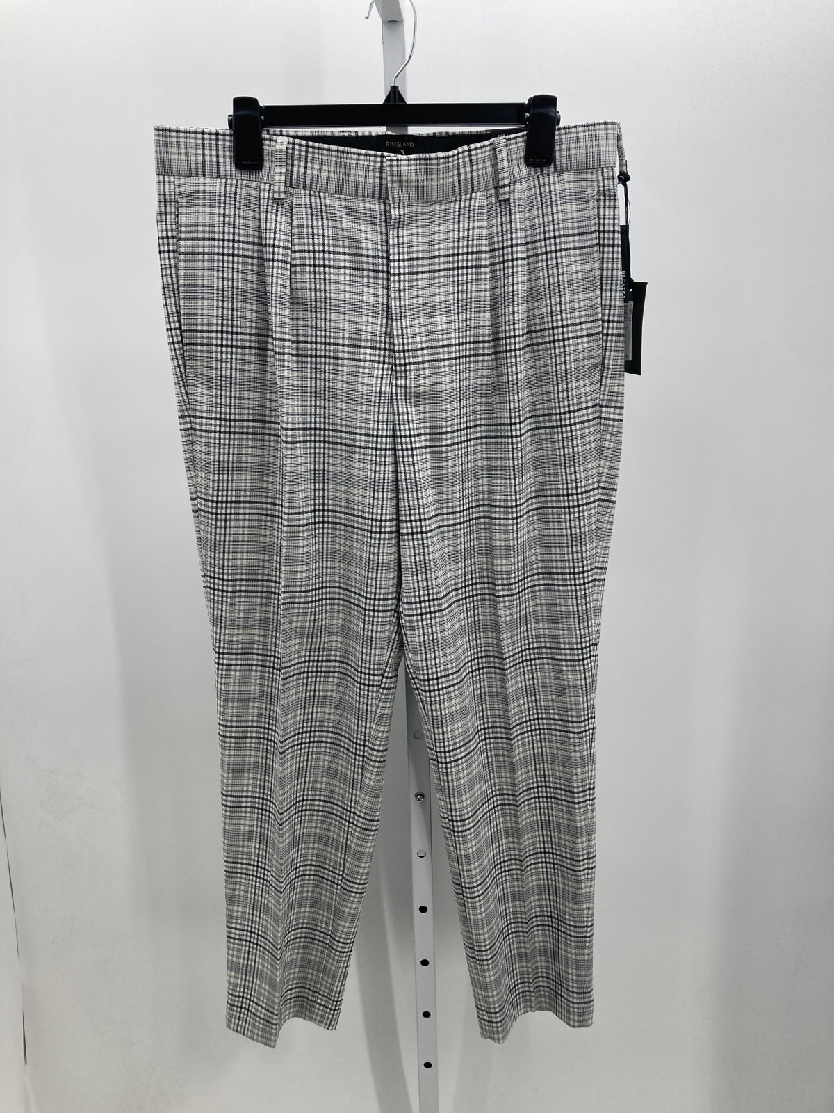 NEW PLEATED PLAID.