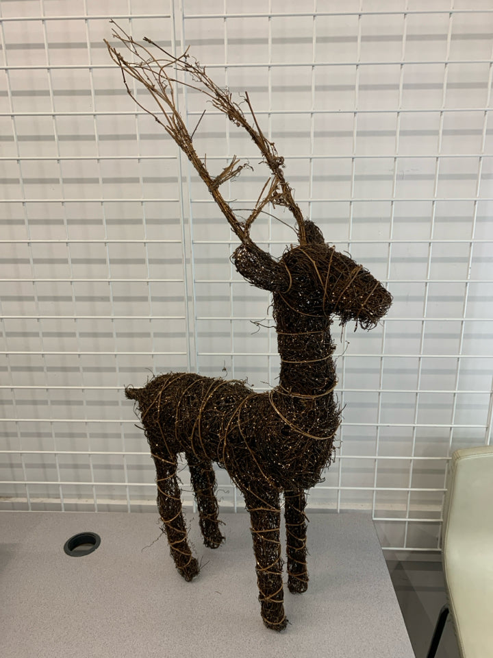 REINDEER TWIG STATUE.