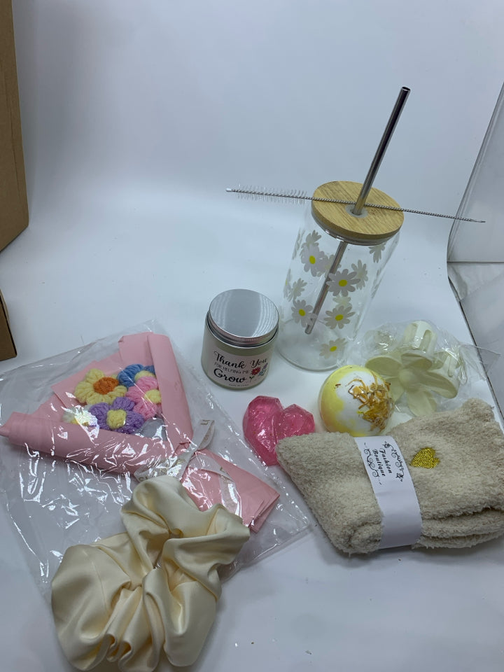 NIB GIFT SET-CANDLE/FLOWER HAIR CLIP/BATH BOMB/SCRUNCHIE/SOAP/SOCKS/GLASS TUMBLE
