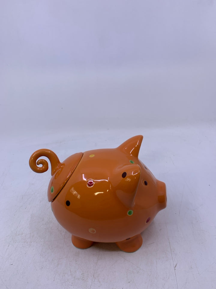 POLKA DOT PIG BANK.