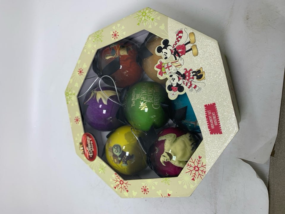 NIB VTG DISNEY STORE NIGHTMARE BEFORE CHRISTMAS BALL SET.