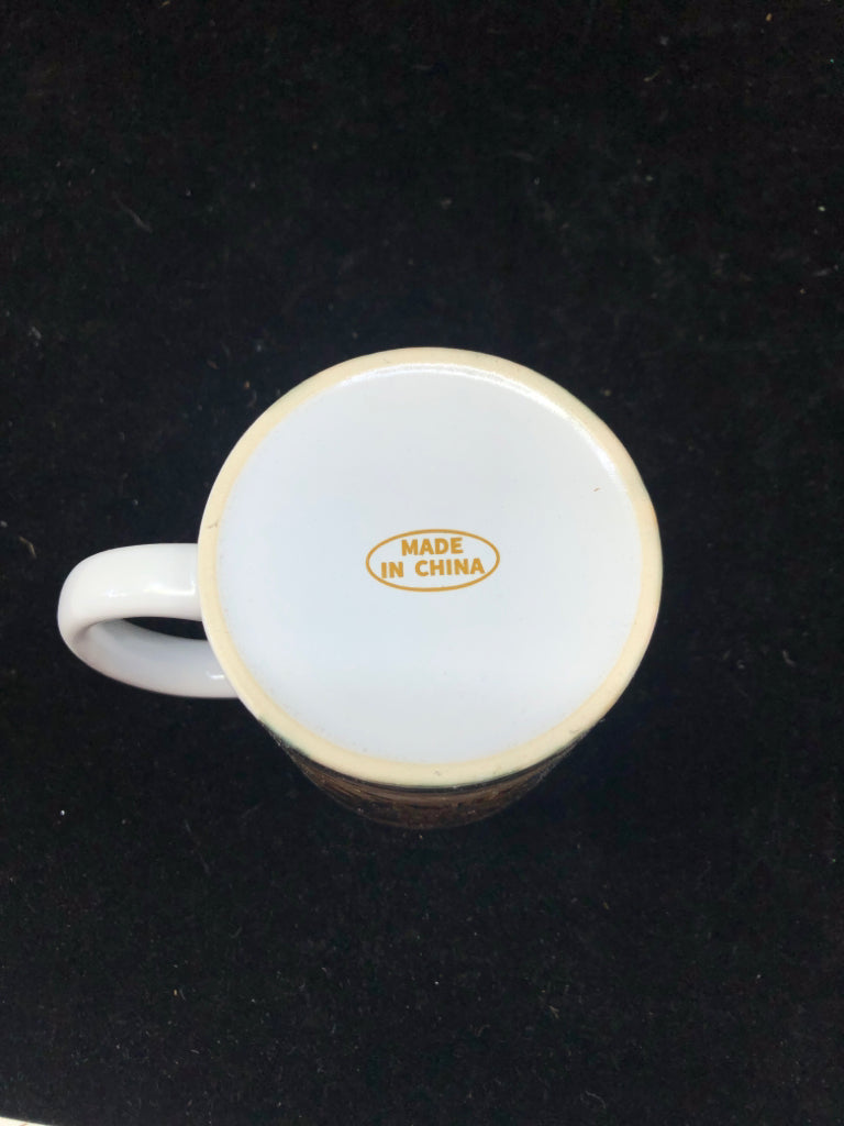 BOOK SHELF MUG.