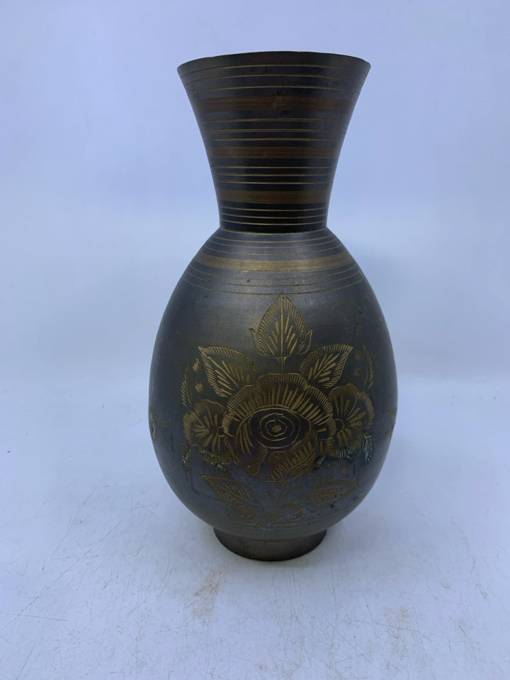 UN POLISHED FOOTED BRASS VASE W/ FLORAL ETCHING.