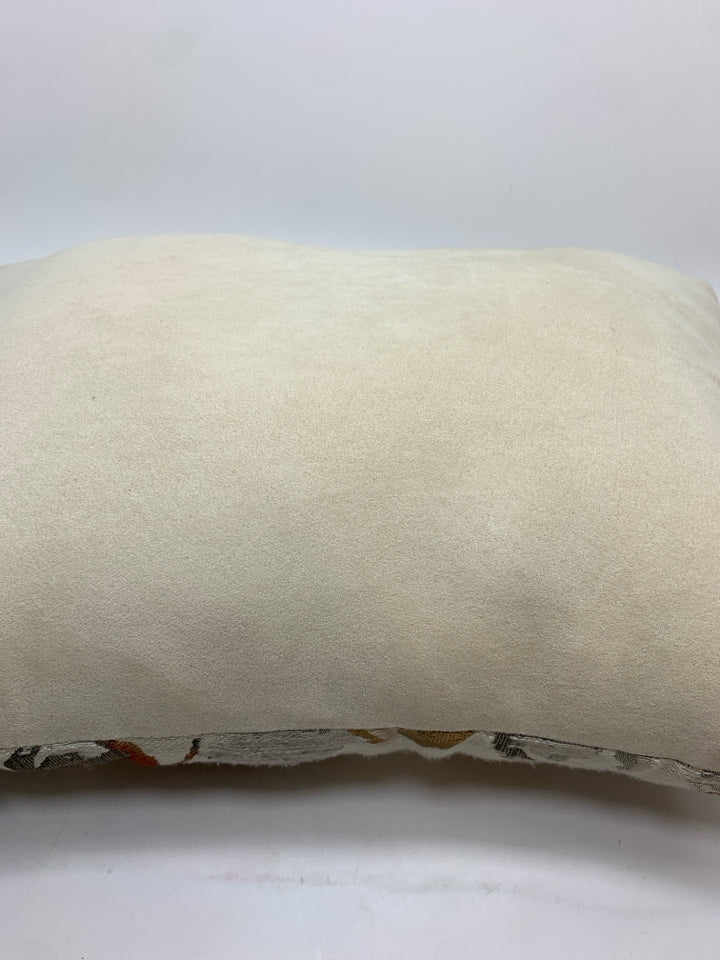 RED & GRAY LEAF FABRIC PILLOW.