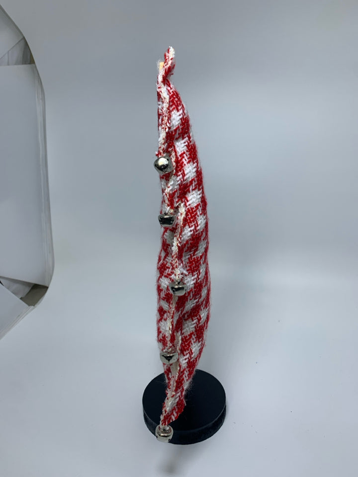 PLUSH RED/WHITE HOUNDSTOOTH CHRISTMAS TREE W/ BELLS.