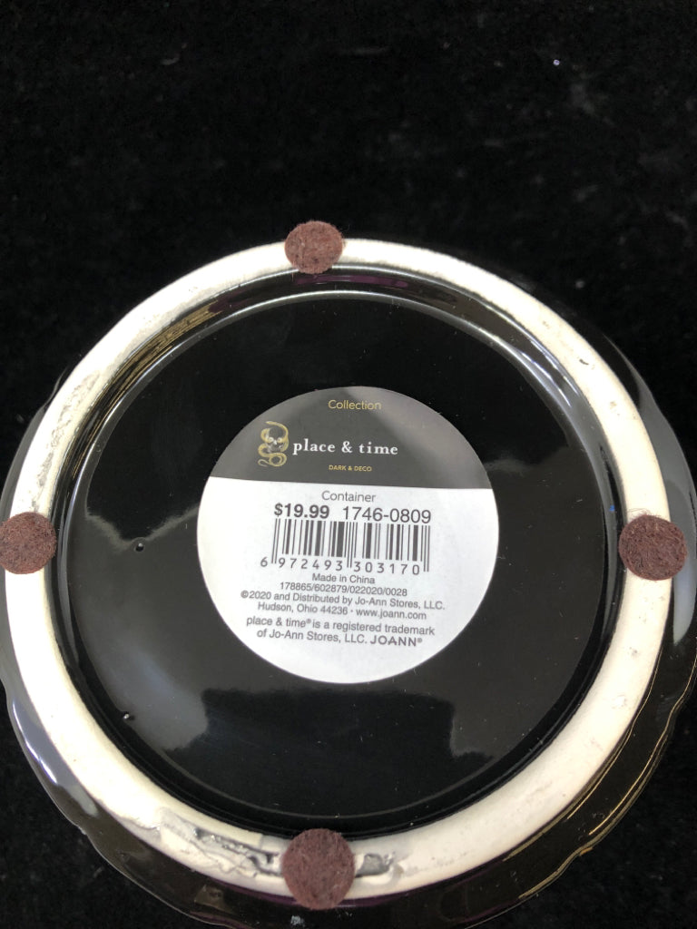 BLACK AND GOLD PLANTER.